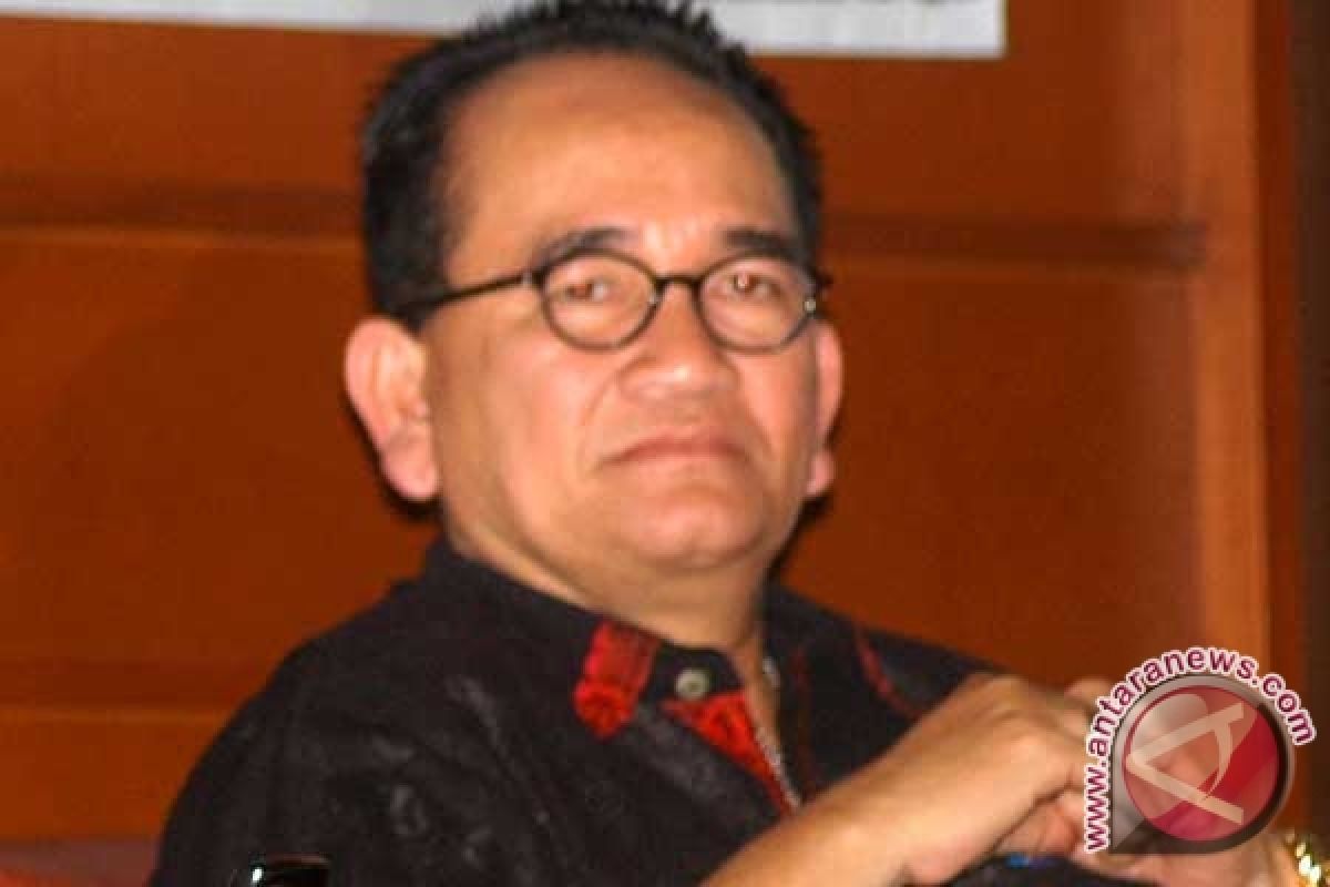 Ruhut : Dede Tidak Bisa Dikatakan Malin Kundang  