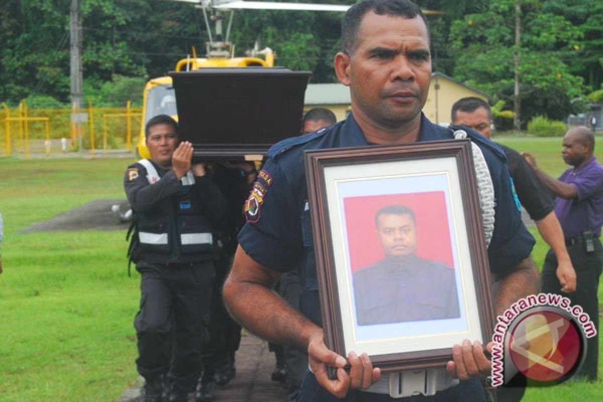 Tebay: Polisi Segera Ungkap Kasus Penembakan di Freeport