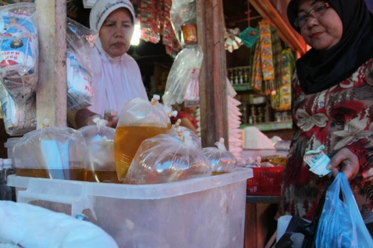 Pemkot Ingatkan Warga Beli Minyak Goreng Kemasan