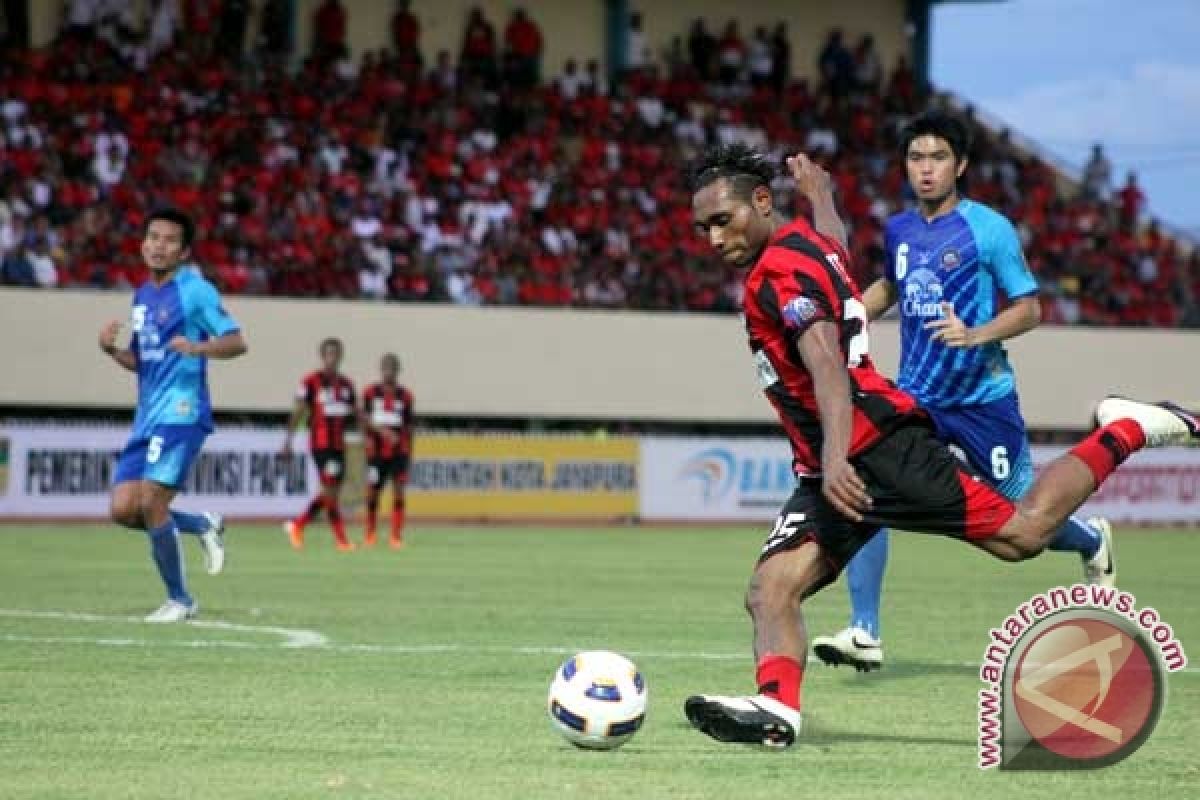 Persipura Kalahkan South China 4-2 