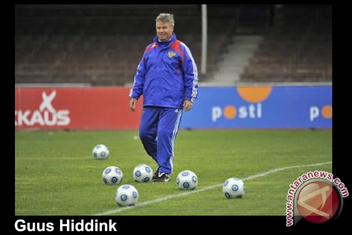 Hiddink berhenti latih Belanda jika kalah dari Latvia