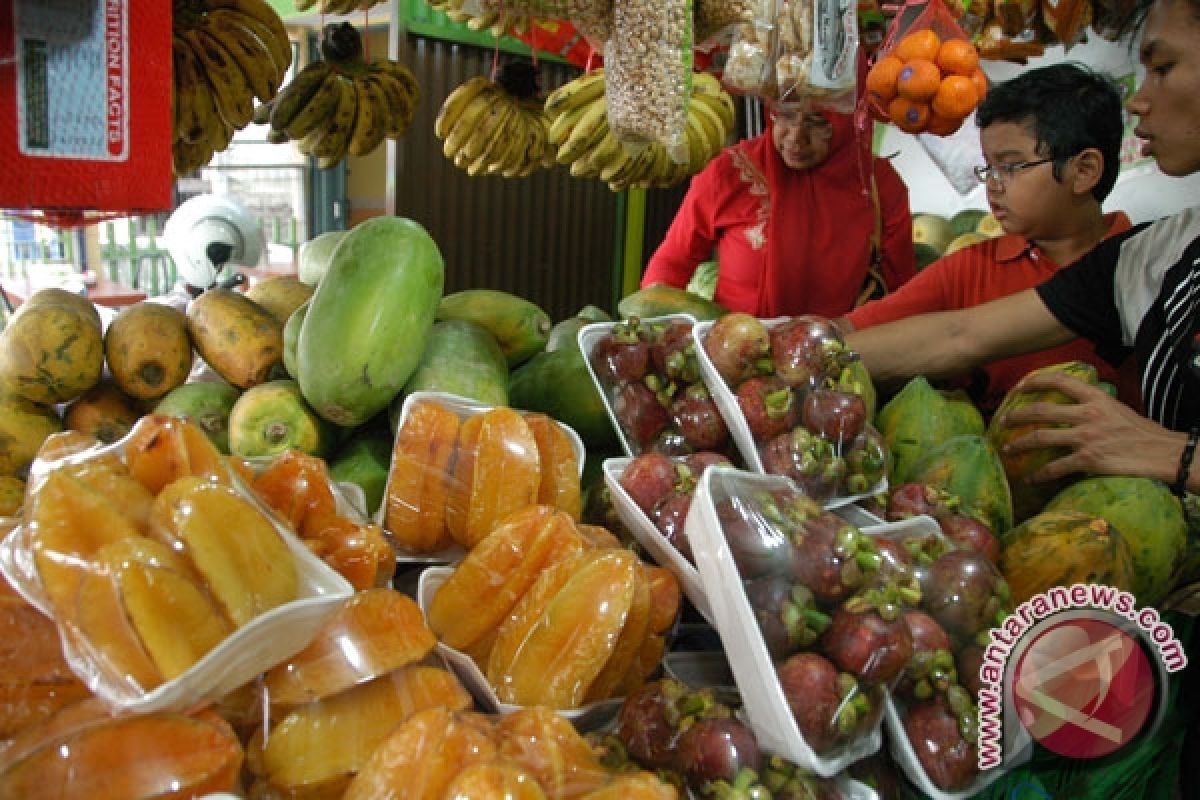 Masyarakat Semarang minati buah lokal 