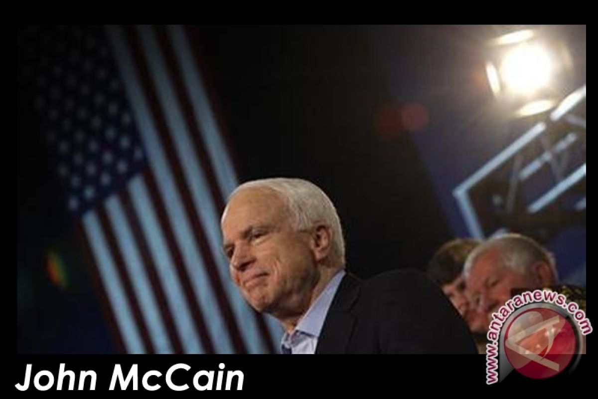 McCain Kunjungi Pemberontak, Libya Atur Taktik di Misrata