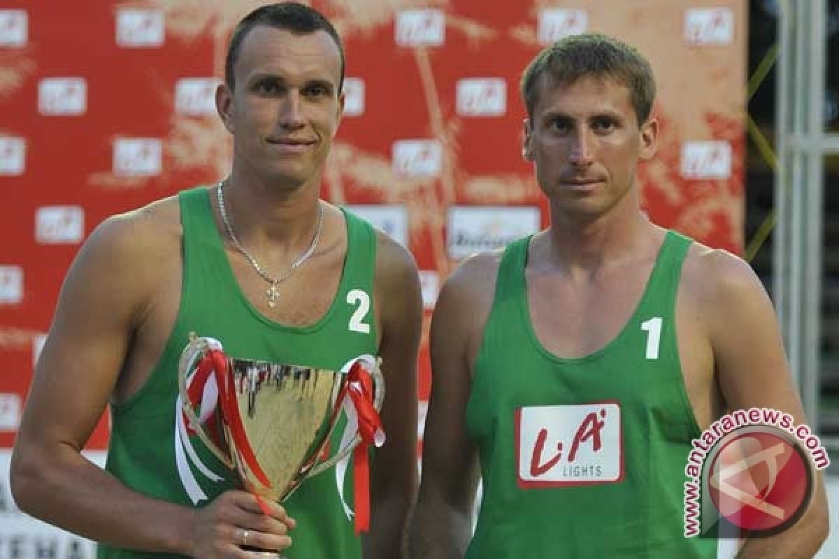  Dyachenko/Sidorenko Juara Voli Pantai  Batam Terbuka