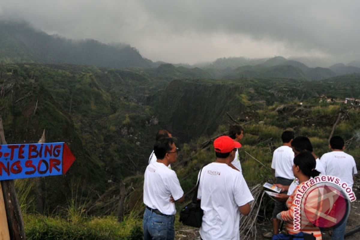 Banjarnegara Tetapkan Bencana Dieng, Warga Diungsikan