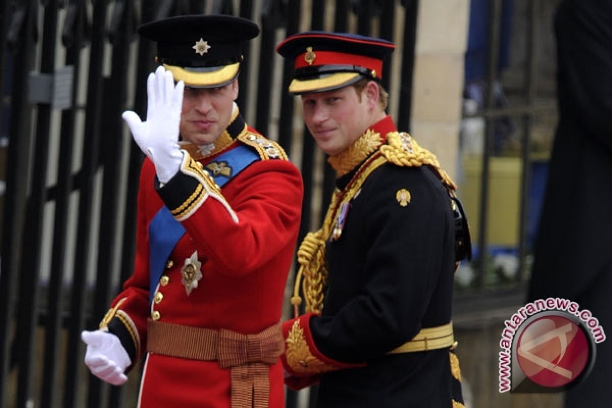 Pangeran William Sudah di Dalam Westminster Abbey  