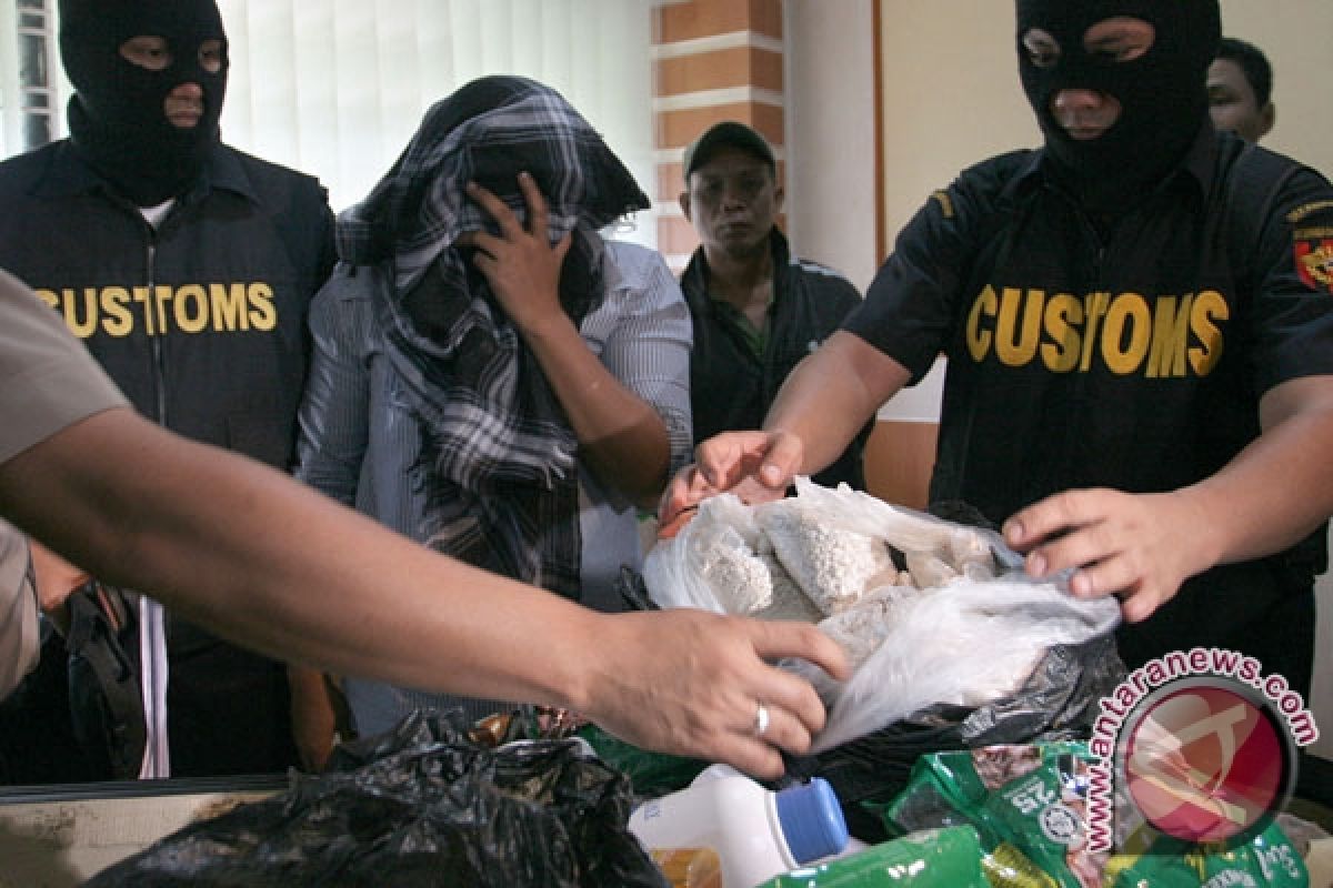 Penyelundupan Heroin 1,496 Kg Digagalkan