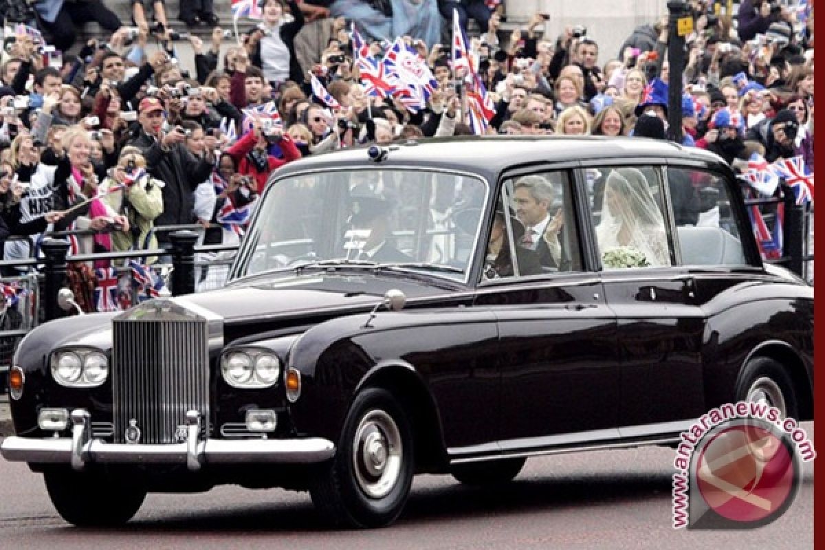"Royal Wedding" = Pameran Mobil Inggris