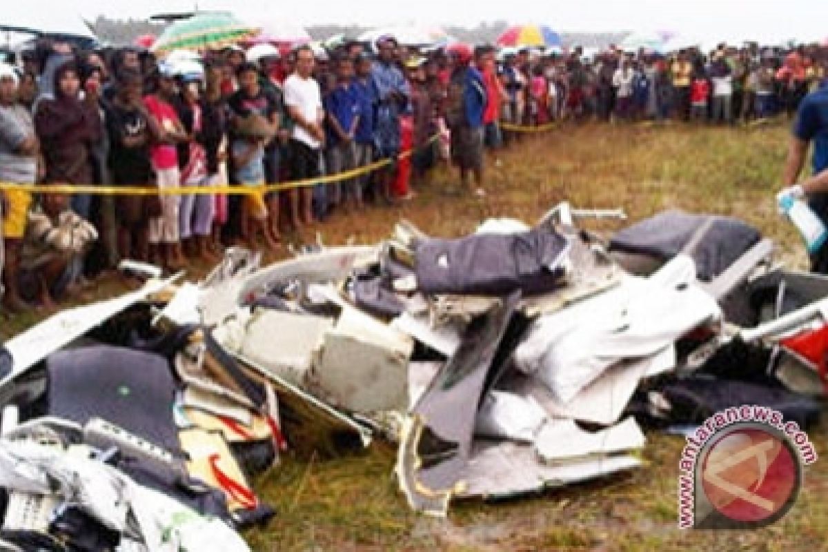 DPR akan Bentuk Pansus Kecelakaan Pesawat