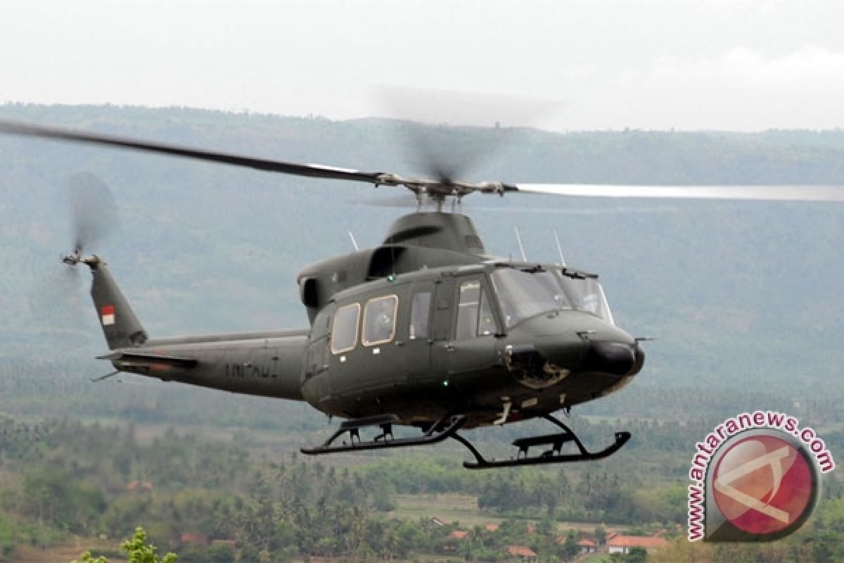 Helikopter TNI Mendarat Darurat Di Kenyam - ANTARA News