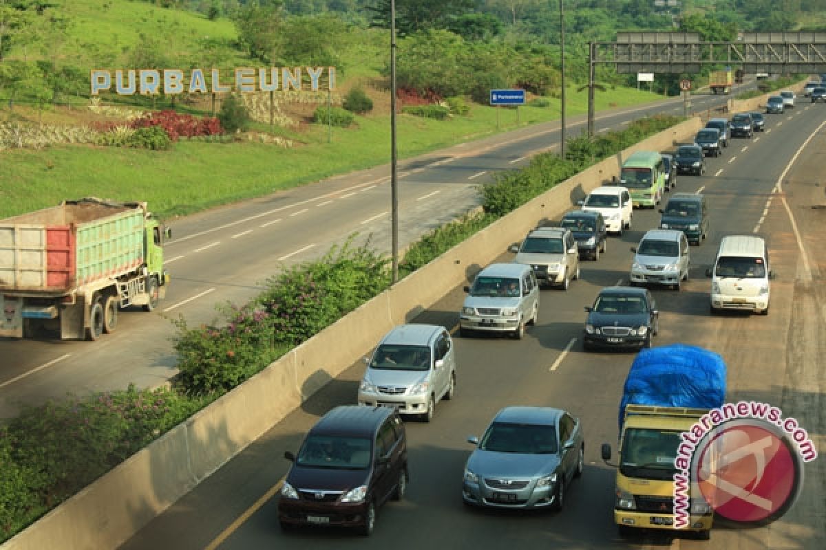 Tarif tol jarak dekat di Bandung tidak naik