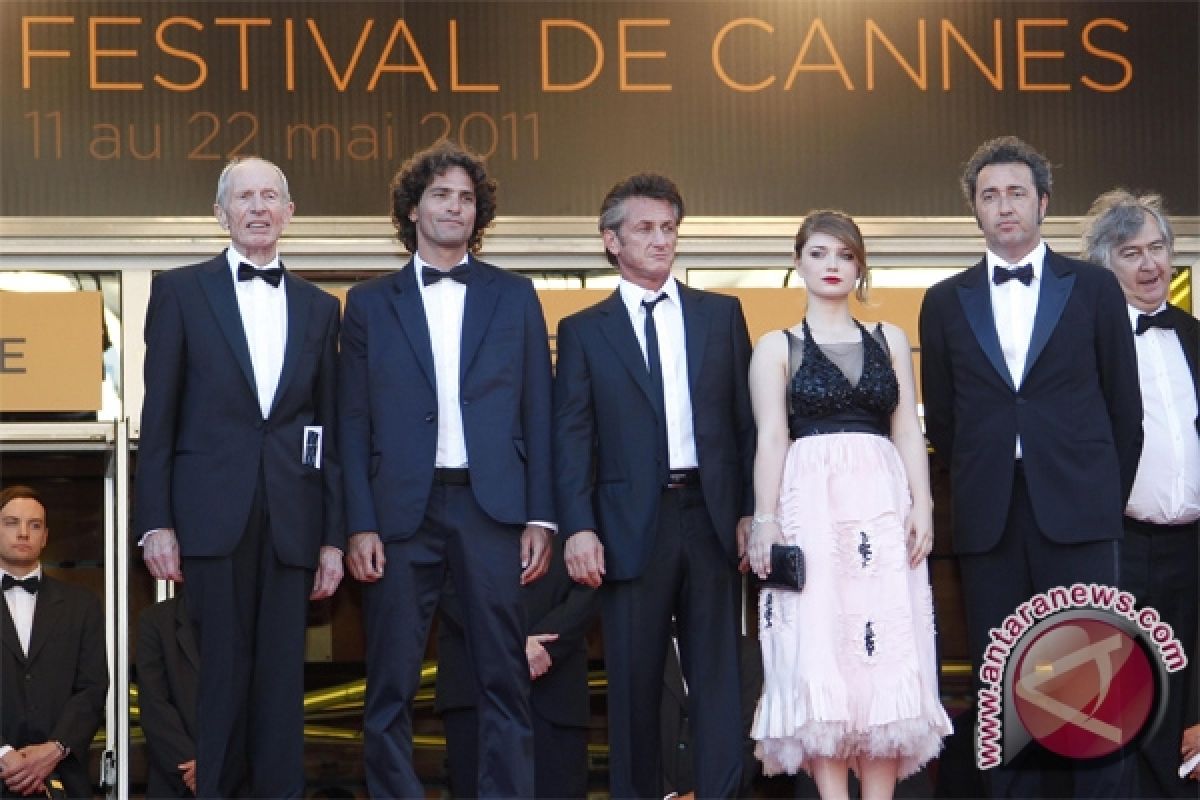 "The Tree of Life" Raih Golden Palm 2011 di Cannes