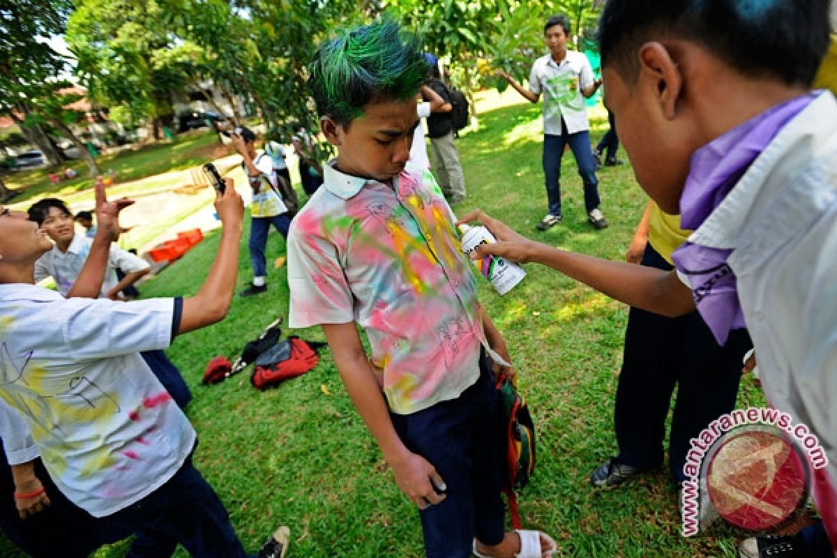 Pengumuman Kelulusan SMP Awal Juni Diterima Orang Tua