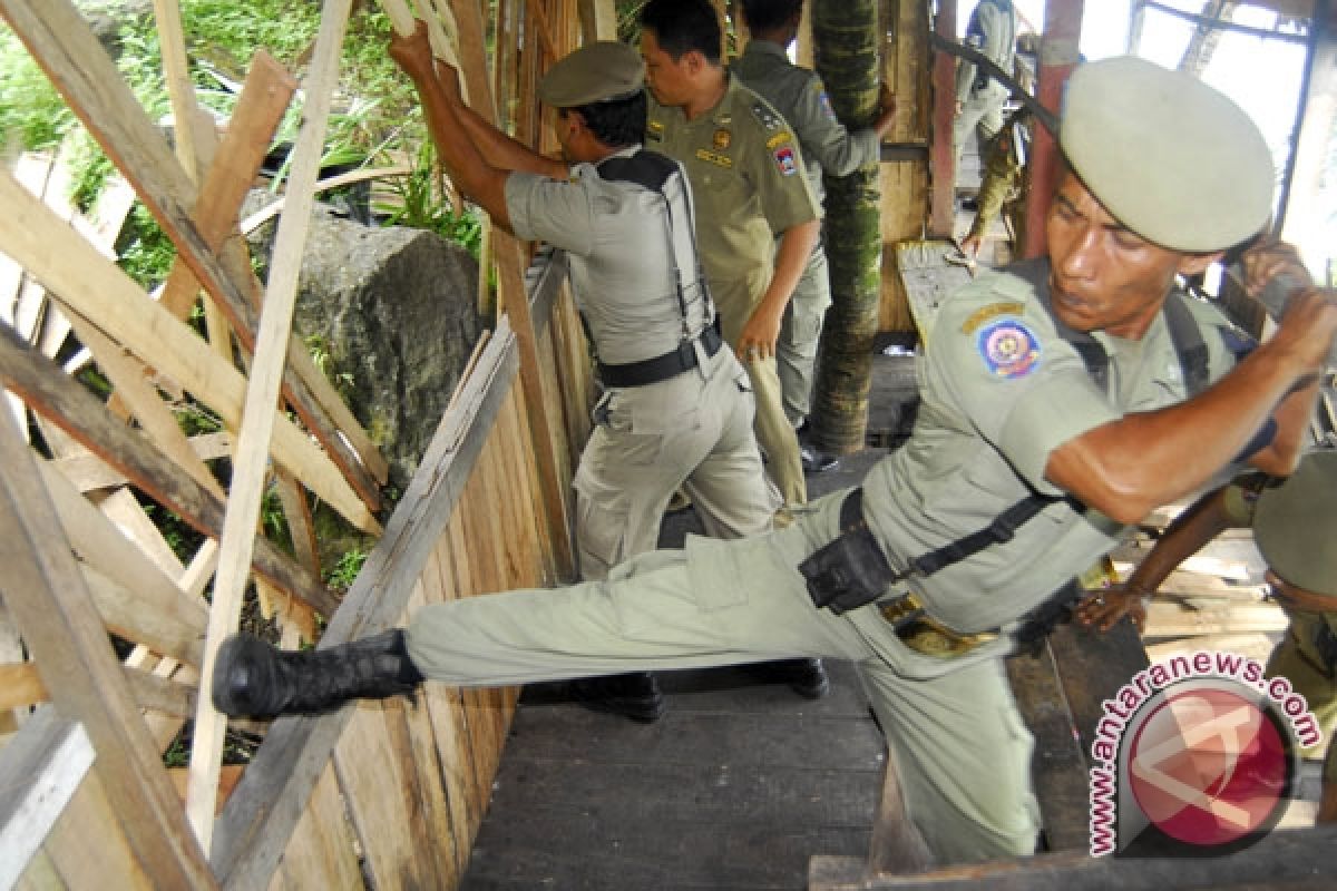 Jelang Puasa Satpol-PP Karimun Razia PSK, Waria