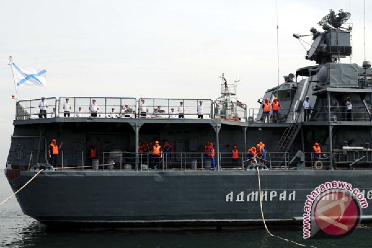 Menhan Rusia Bantah Rencana Membangun Kapal Induk 