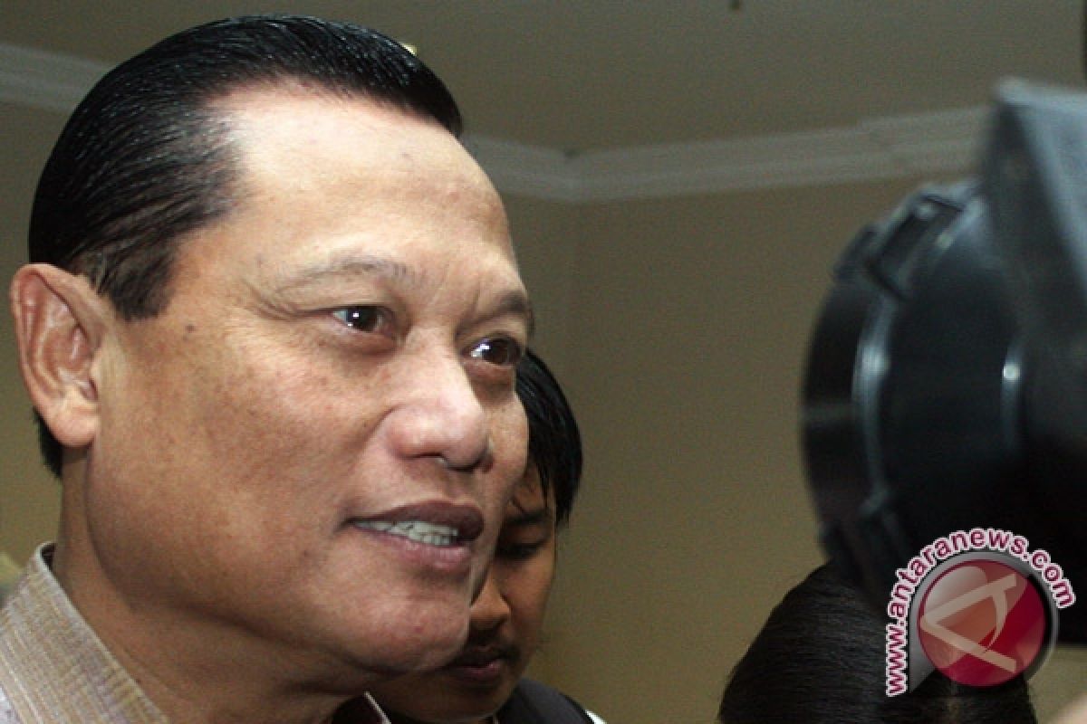 Adang says he  explained Nunun`s whereabouts to KPK