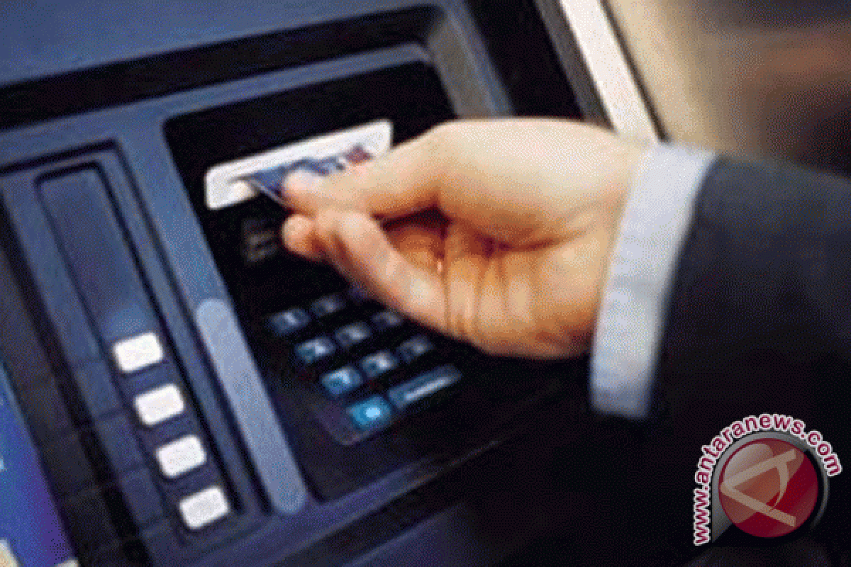 ATM Standard Chartered gunakan "chip" 