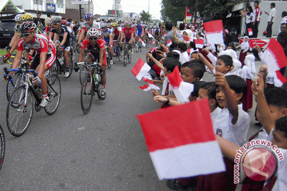 Hasil Lengkap Etape II Tour De Singkarak 2011