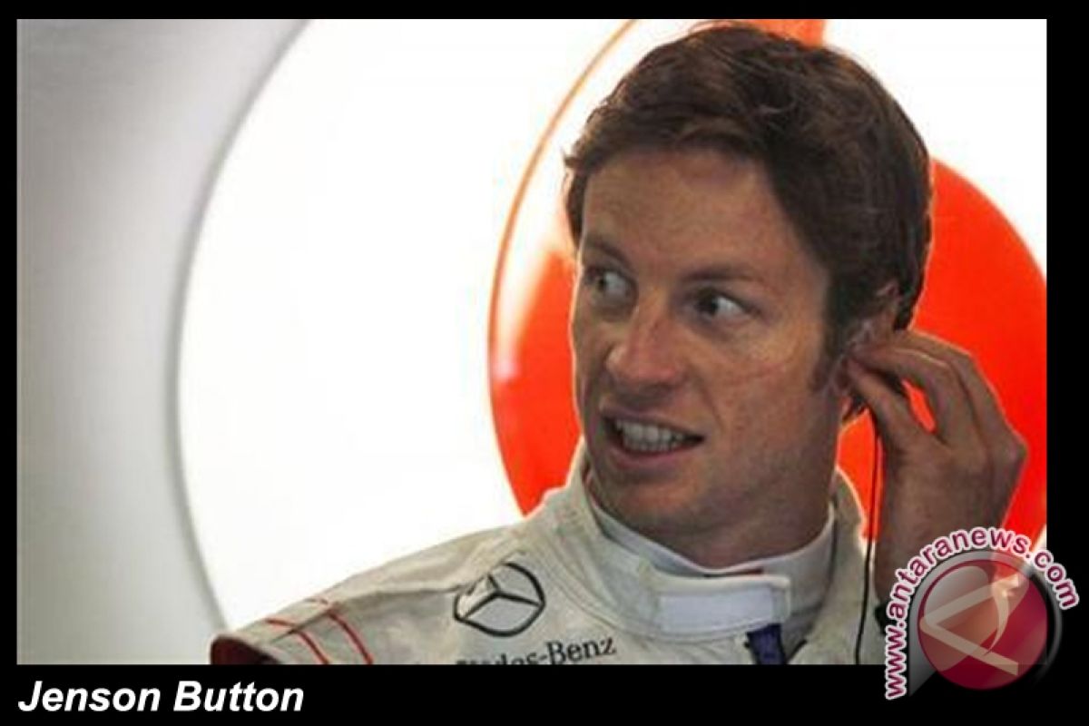 Button tak pedulikan sanjungan Briatore