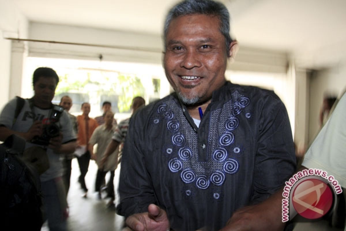 Abu Tholut bebas bersyarat dari LP Semarang