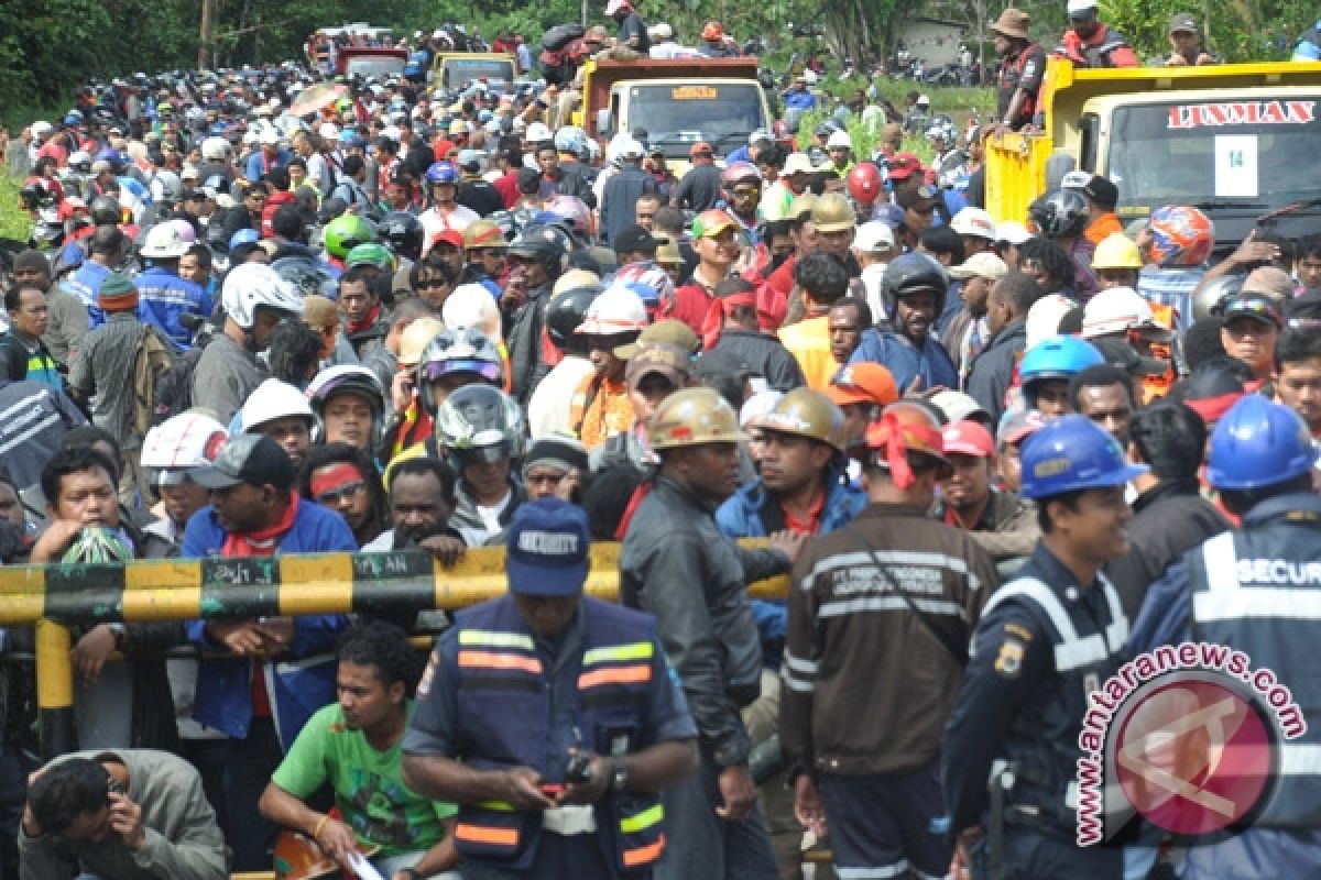 Ribuan Karyawan Freeport Mogok