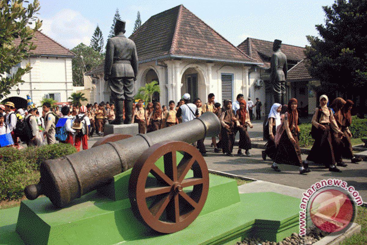 Jumlah pengunjung Benteng Vredeburg Yogyakarta melonjak