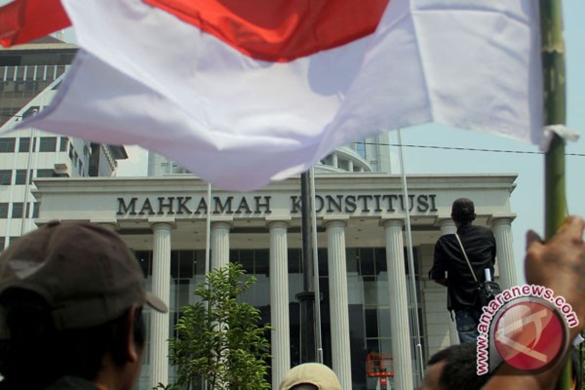 Demokrat sinyalir penolakan Perppu untuk manfaatkan MK 