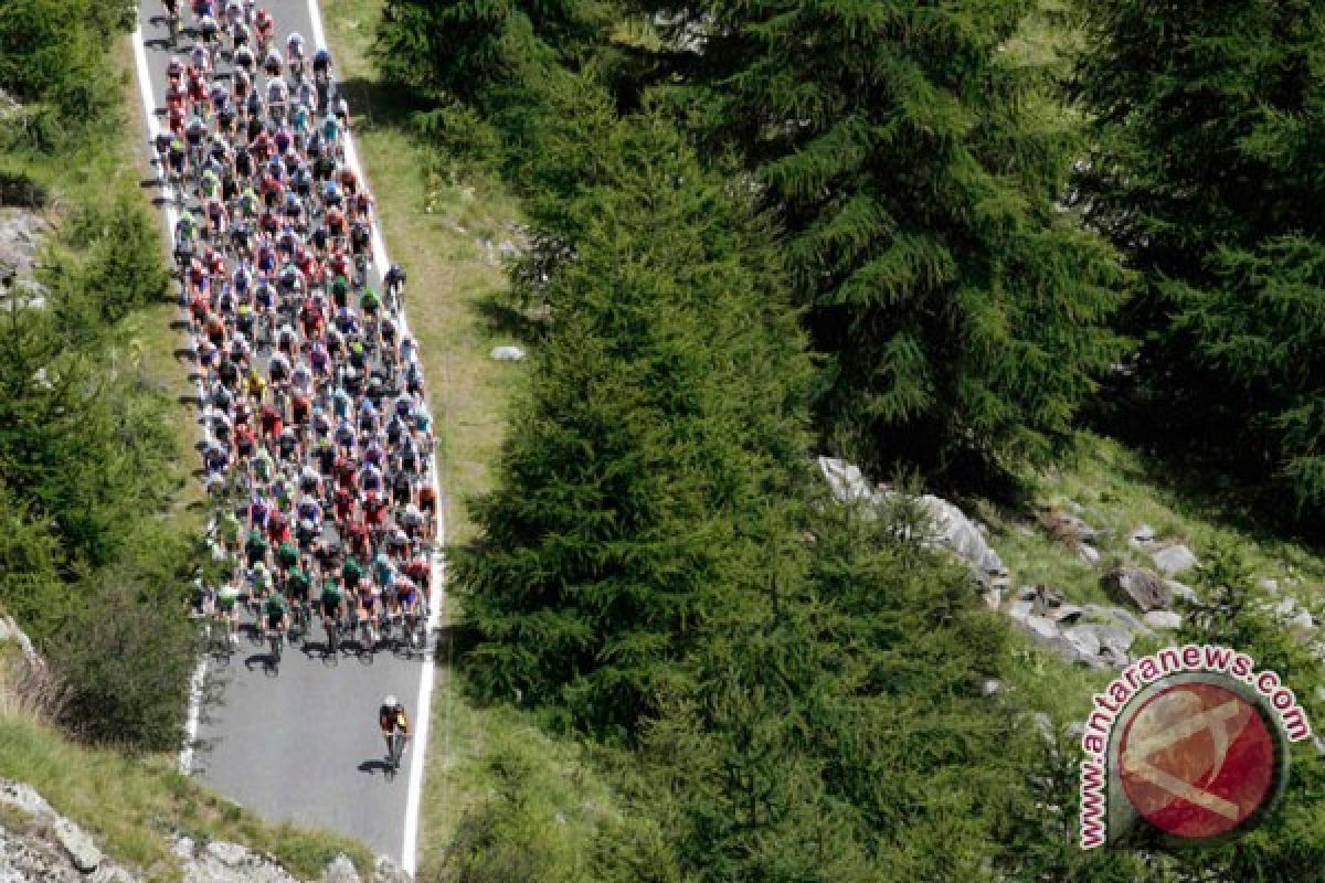 Trentin juarai etape ketujuh Tour de France