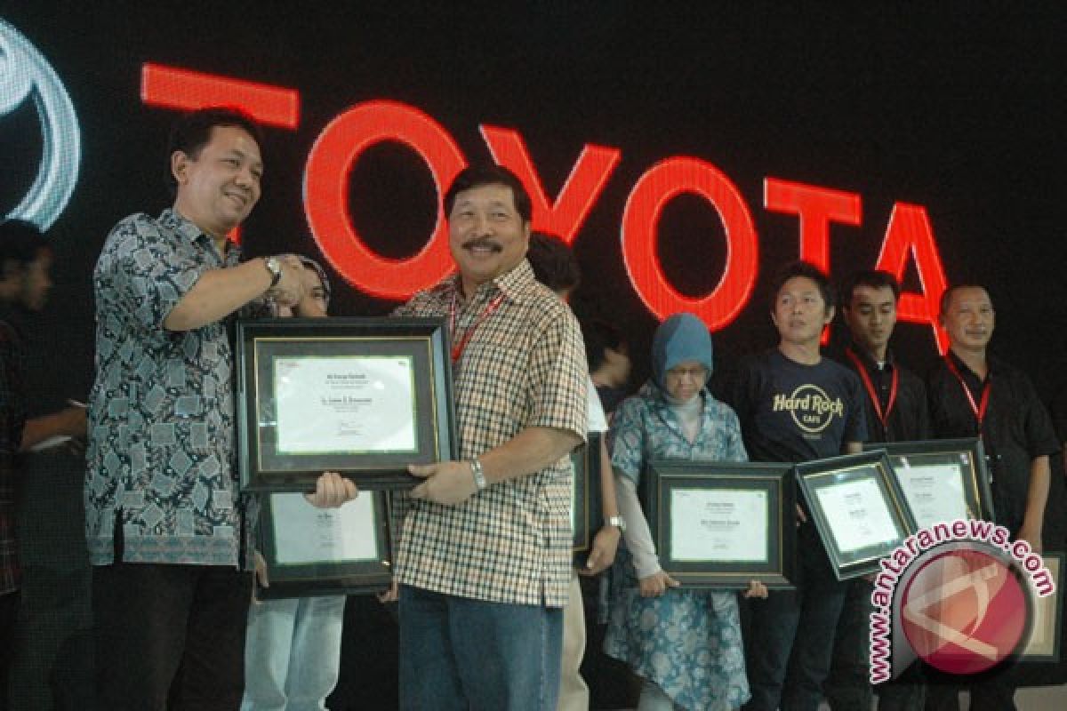 Toyota Beri Penghargaan Bagi Wartawan