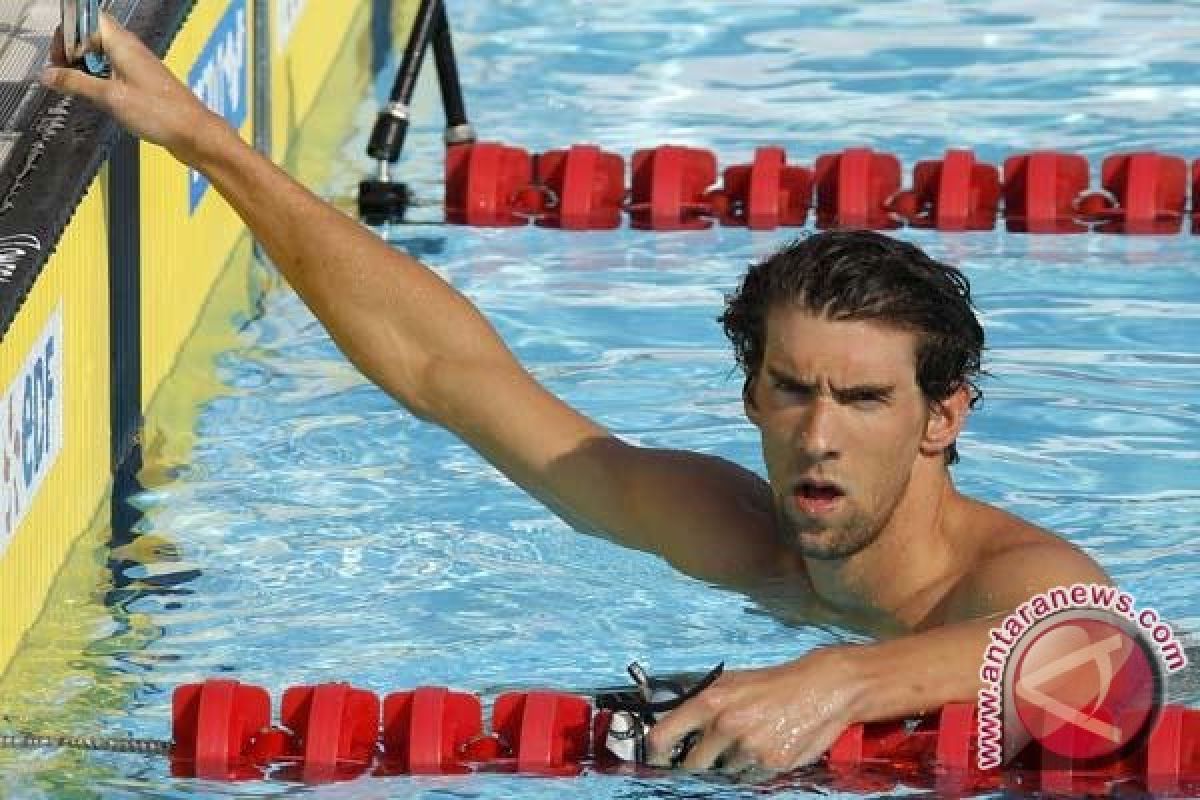 Phelps Lolos ke Semifinal Gaya Kupu-kupu 200 M 