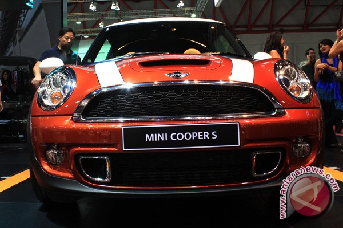 MINI John Cooper Works, varian sport dari MINI