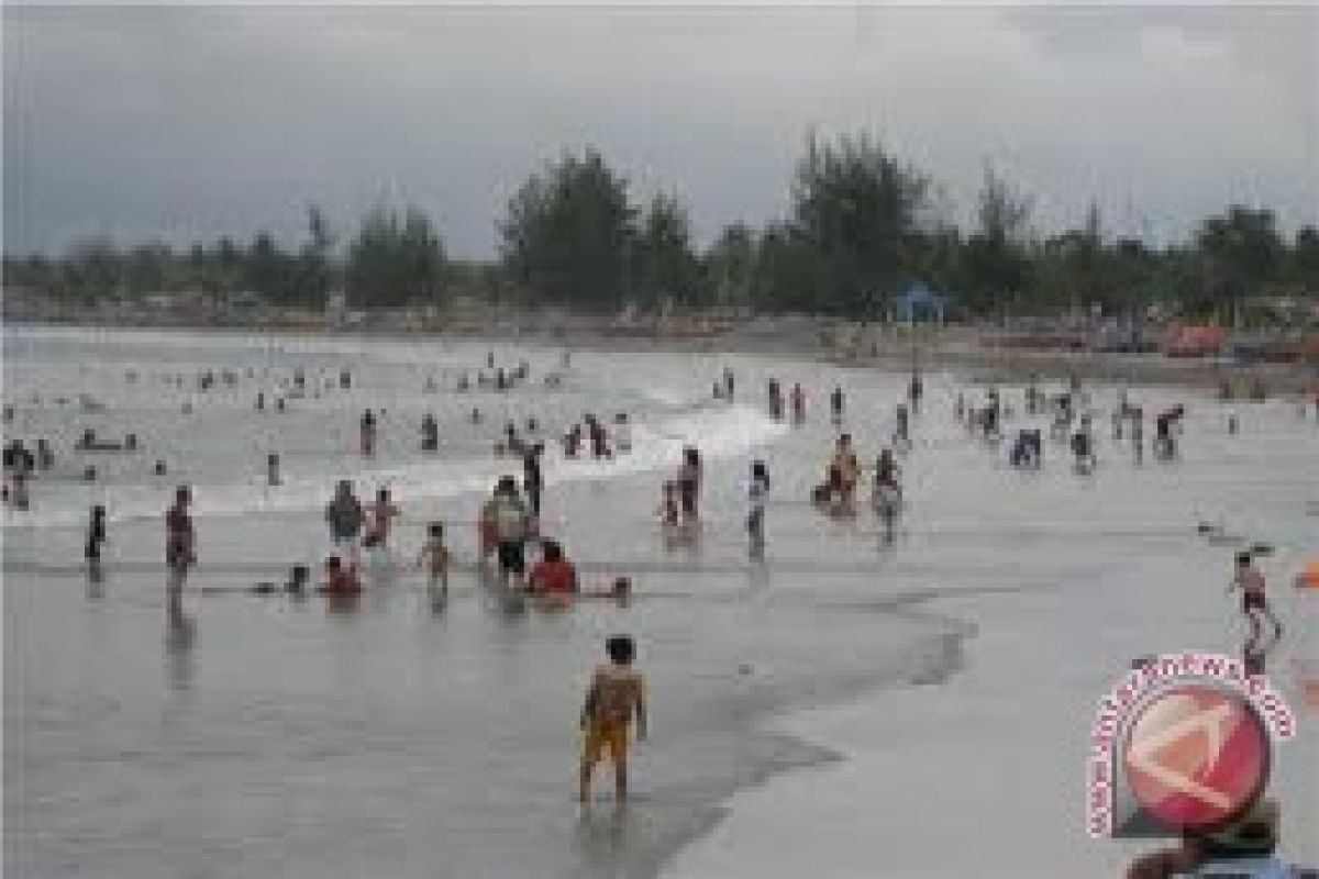 Bengkulu`s Panjang beach needs more, better facilities