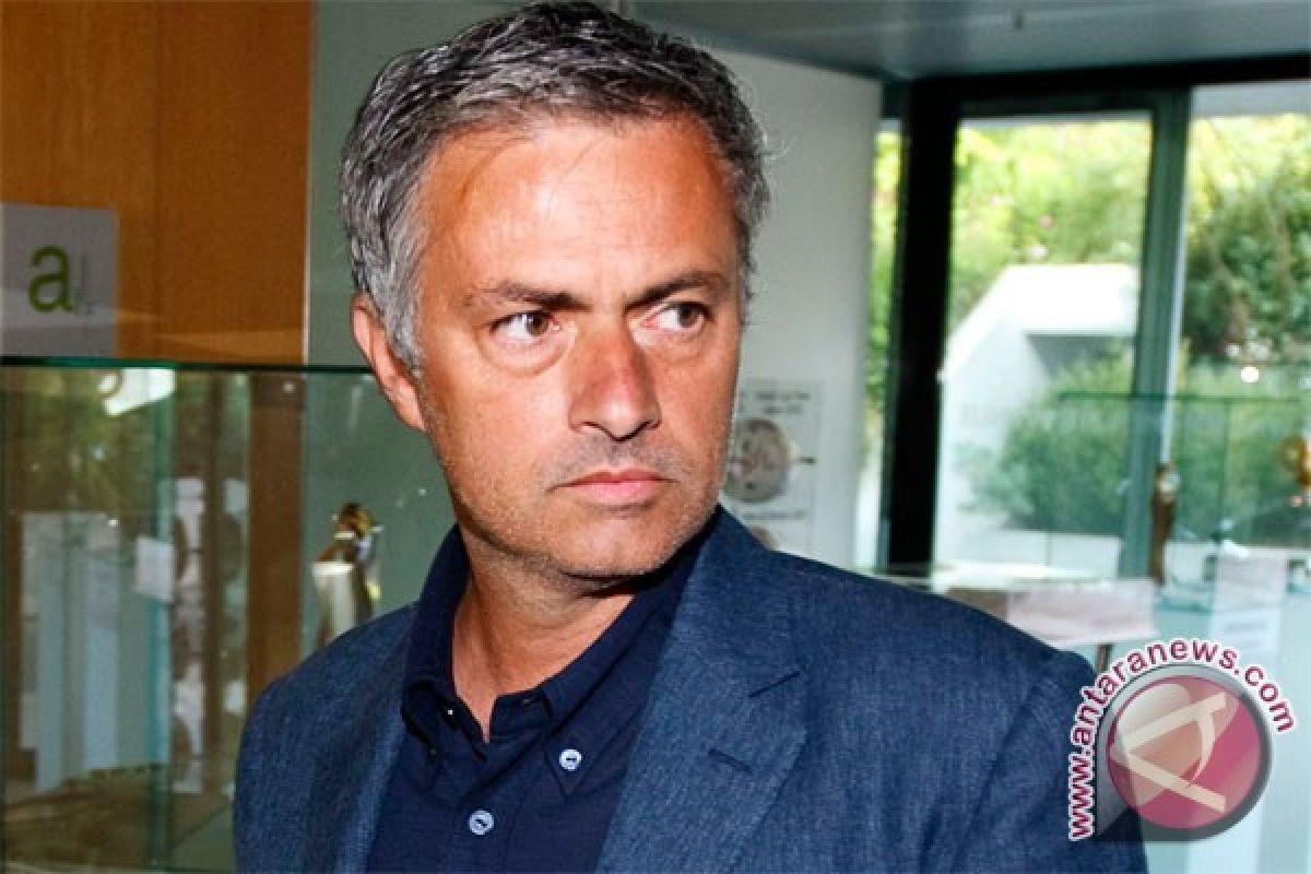 Mourinho tak khawatirkan sejarah buruk Madrid di Lyon