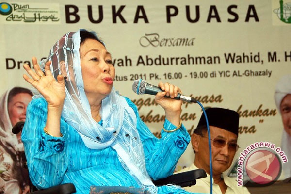 Sinta Wahid Buka Bersama dengan Lintas Agama