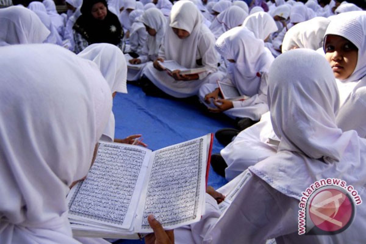 Ramadhan Bukan Tradisi Religius Semata