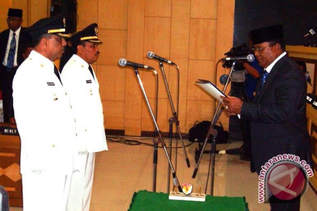 Gubernur Tantang Wali kota Ambon Raih Adipura