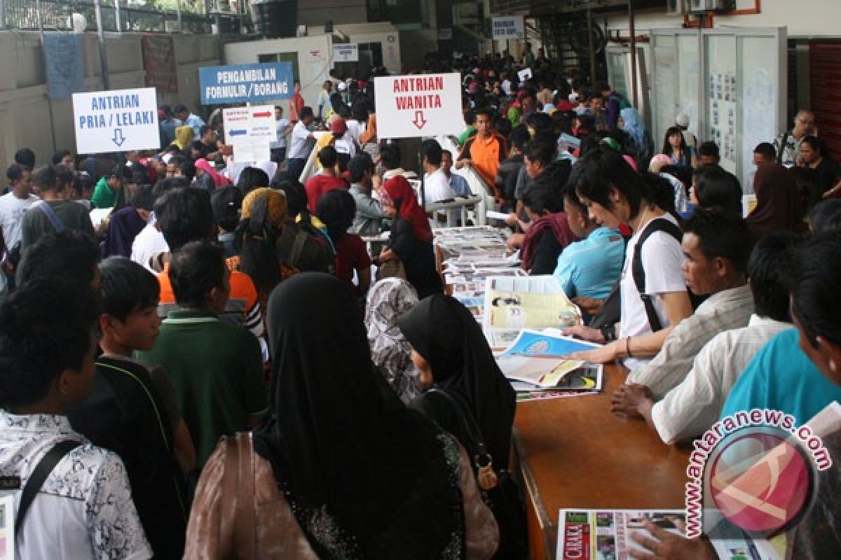 Jutaan Pekerja Asing di Malaysia Mendaftarkan Diri 