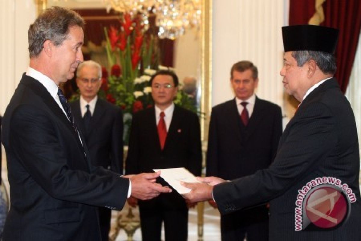 British Queen invites President Yudhoyono to  UK