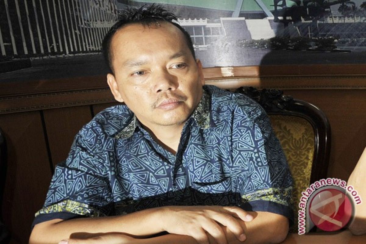 Demokrat dukung KPK tuntaskan kasus Nazaruddin 