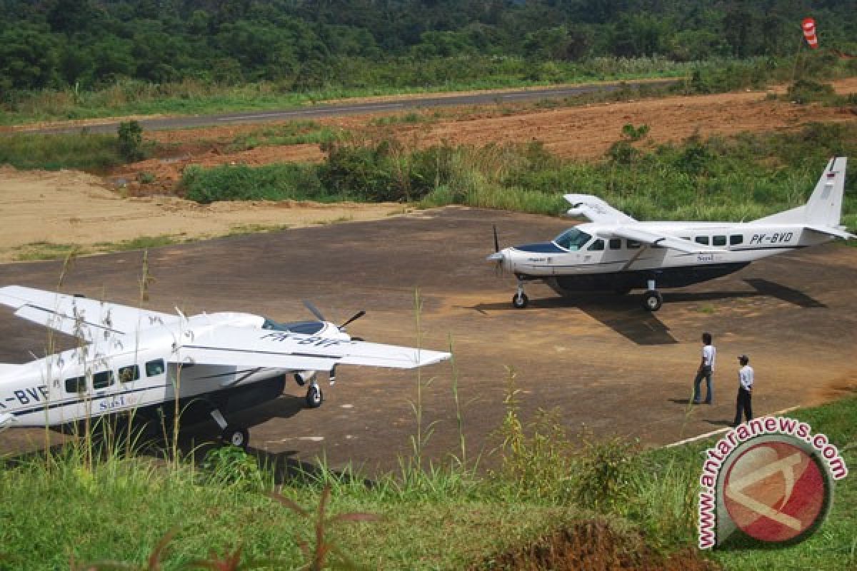 Pemkab KSB berniat beli Bandara Tropical 