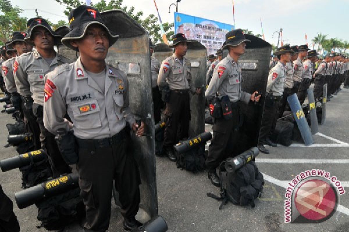 Polres Pamekasan bantu 1 peleton pasukan