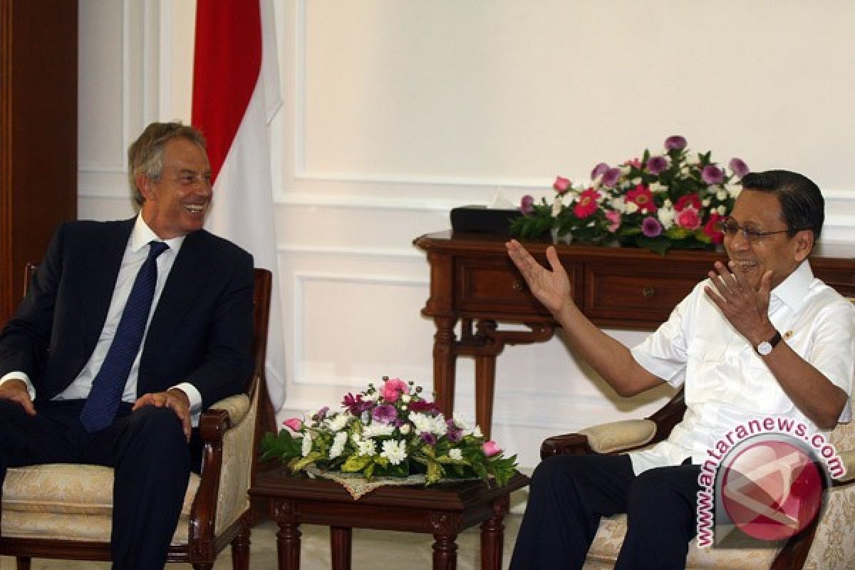 Boediono, Tony Blair discuss Presidential Delivery Unit
