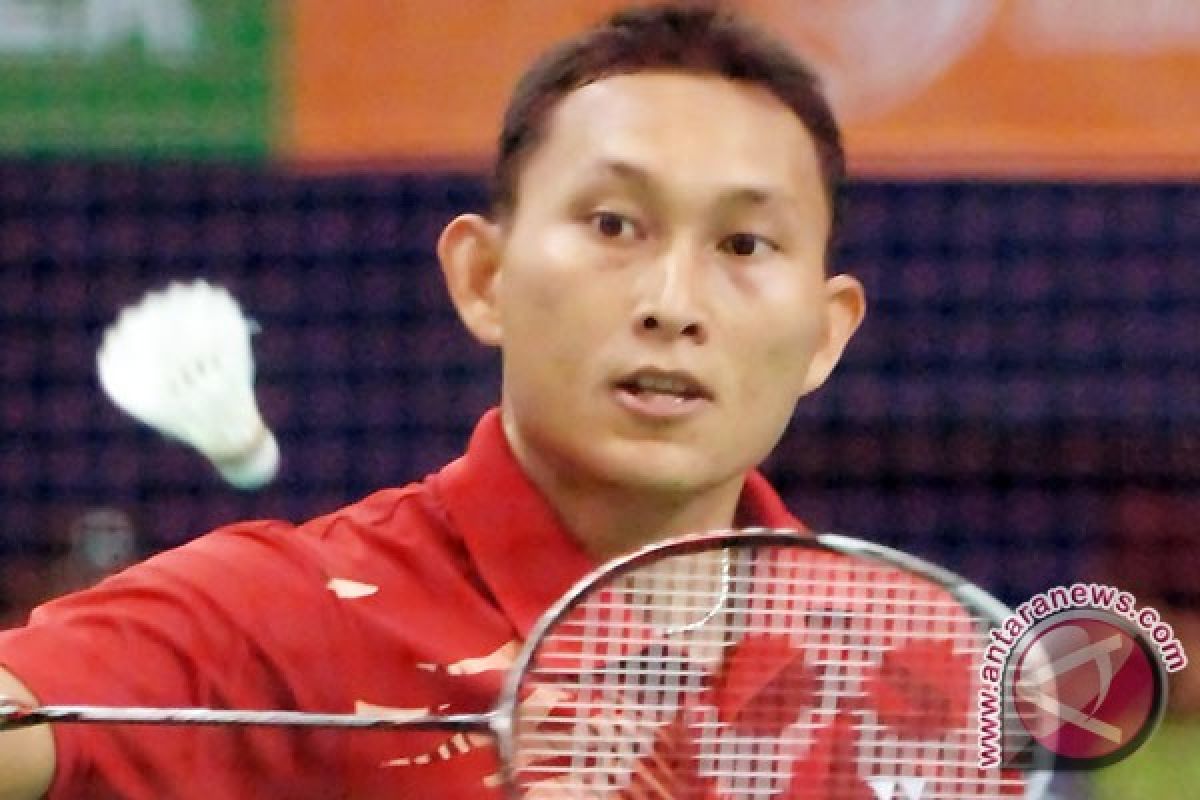 Sony beats Peter Gade at Indonesia open