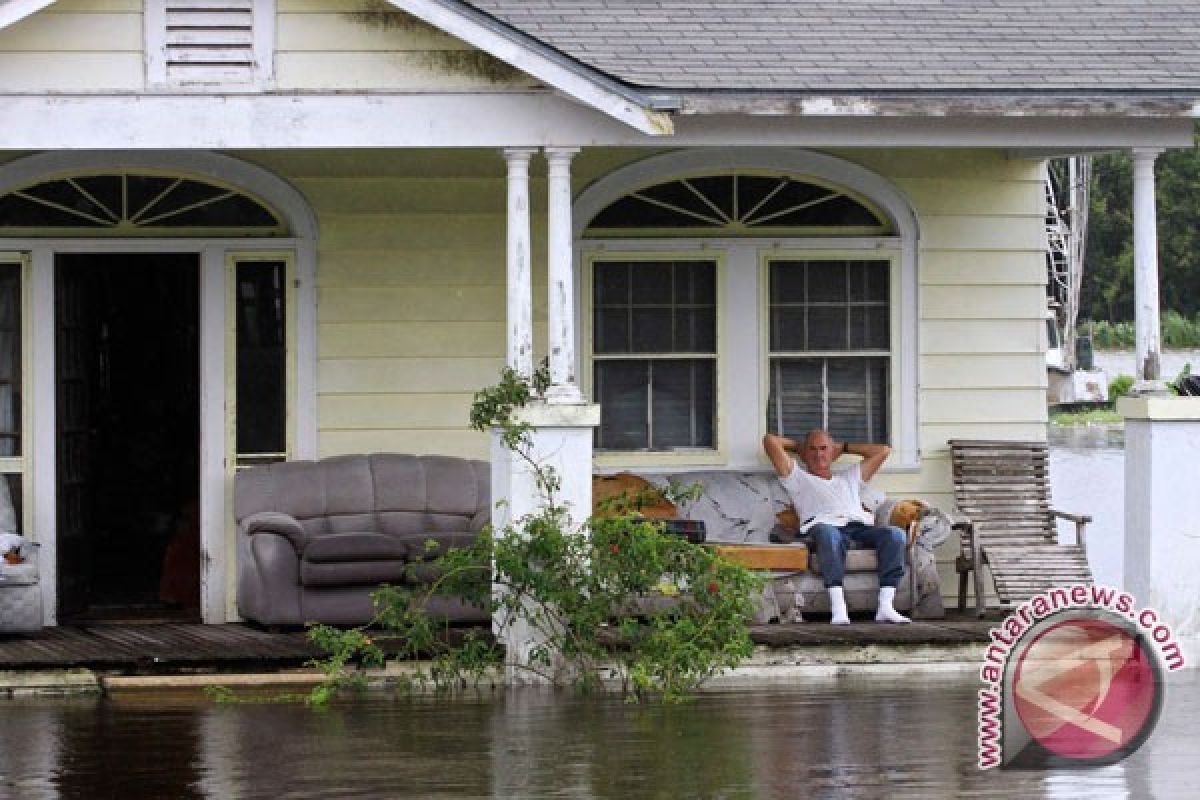 Ribuan orang mengungsi akibat banjir di AS 