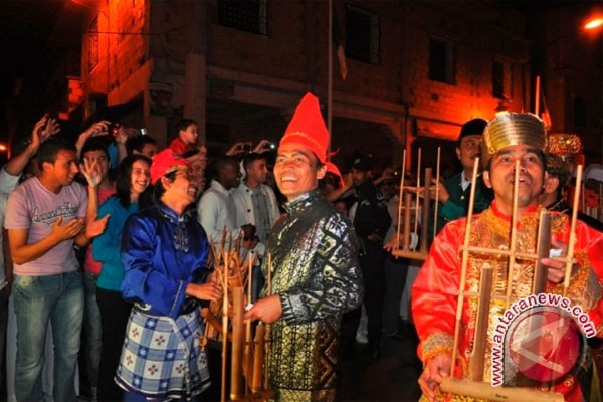 Indonesia di festival "Tlemcen" Aljazair