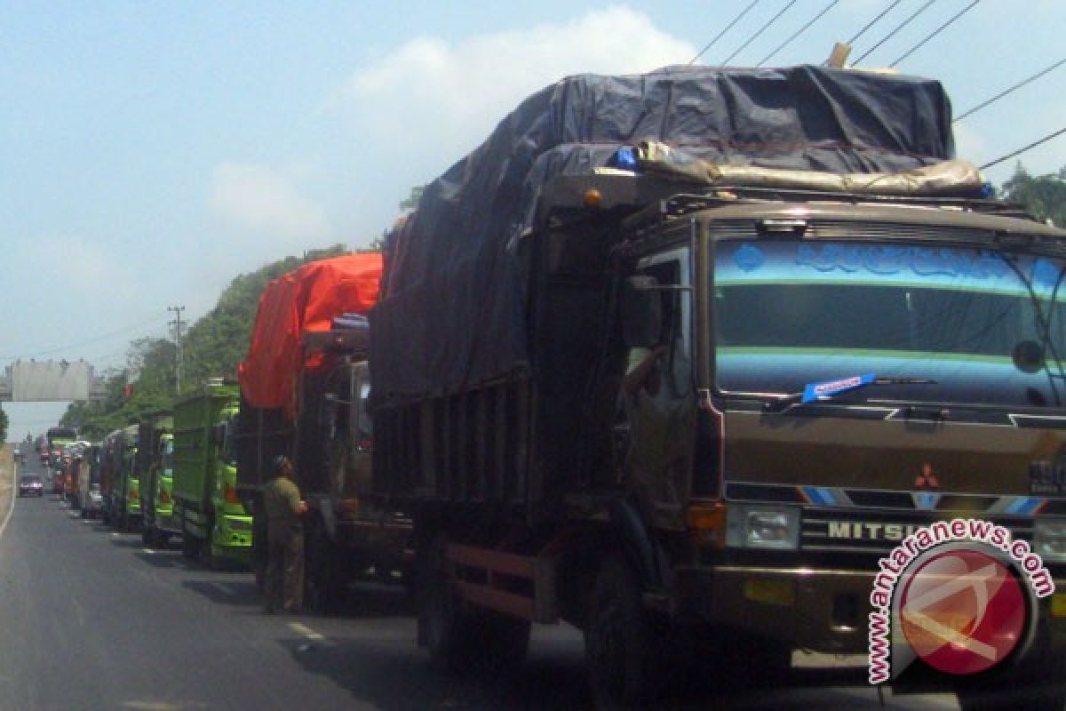 Arus balik di lintas Sumatera masih berlangsung