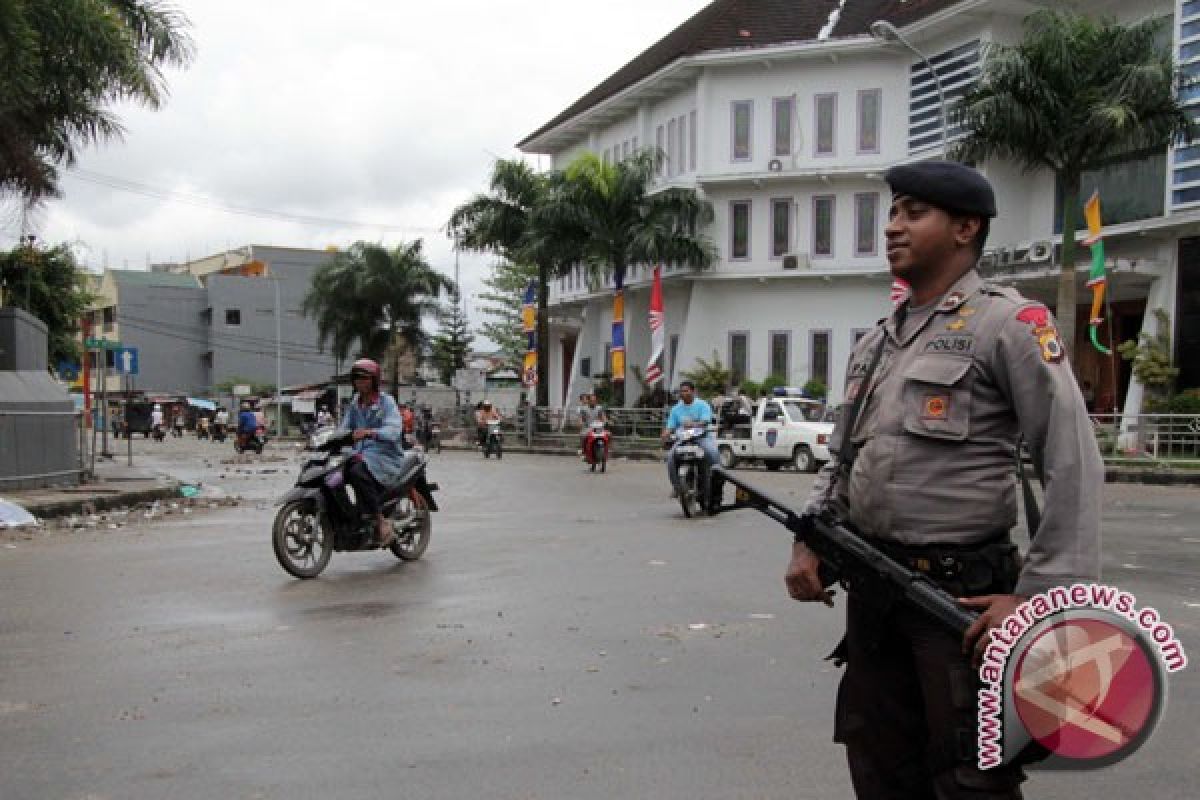 Polisi sms warga untuk tak terpancing hasutan