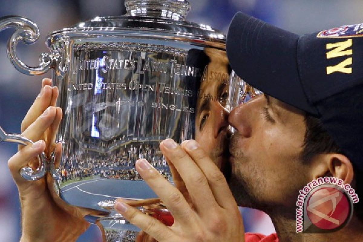 Ambisi patahkan rekor Federer jadi alasan Djokovic tampil di US Open