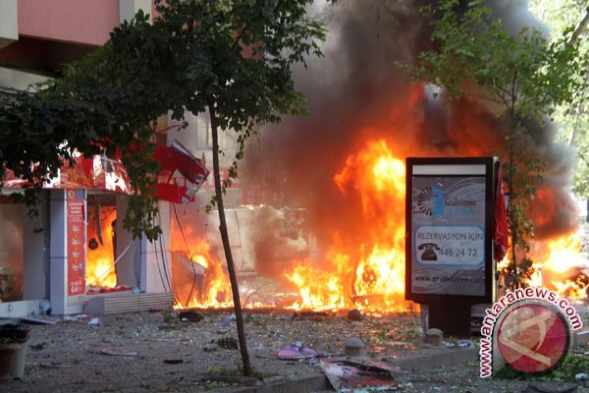 Blast near Indonesian embassy in Paris surprising