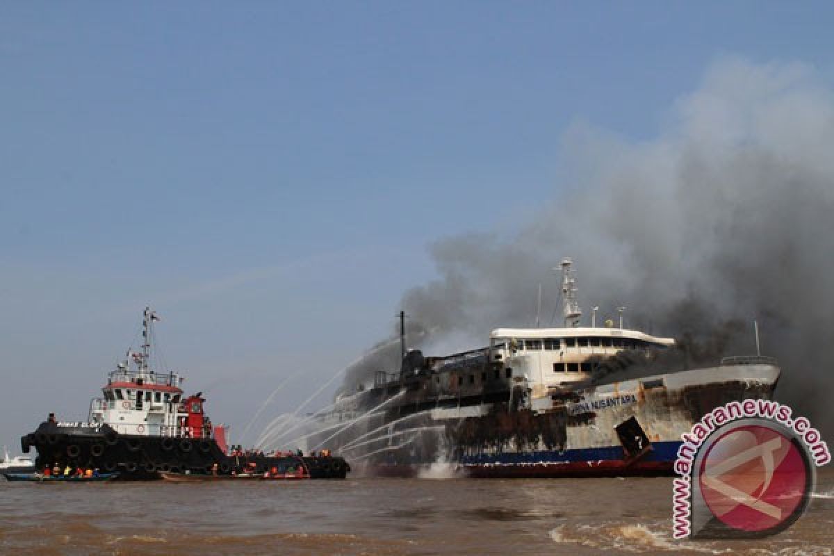 KM Sabuk Nusantara terbakar di Laut Timor